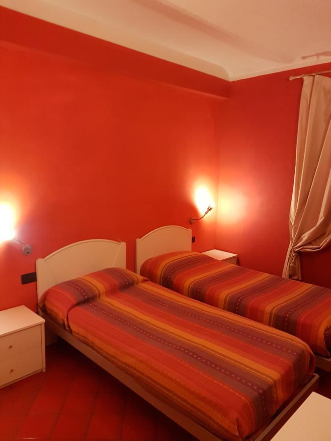 Hotel Madama Vigna Baldichieri Exteriér fotografie